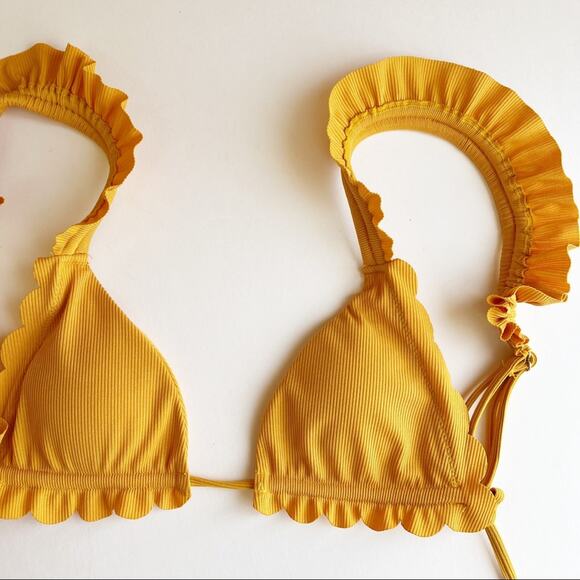 Pilot Active Evie Ruffle Triangle Bikini Top Size Small - Picture 2 of 4